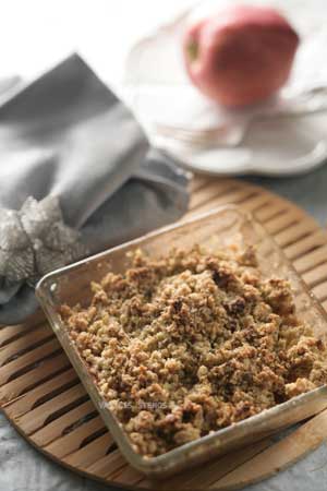 Greek Vegan Apple Crisp with Olive Oil