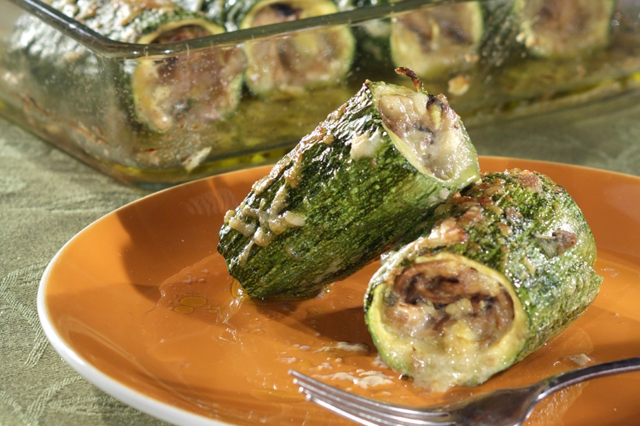 Stuffed Zucchini with Mushrooms