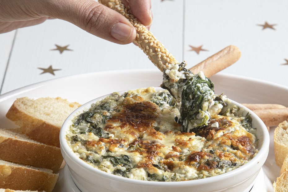 Warm Spanakopita Dip (Spinach Feta Warm Dip)