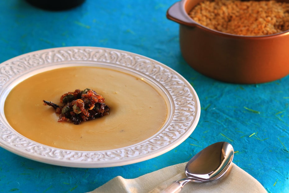Santorini Fava Soup Garnished with Mushrooms & Capers