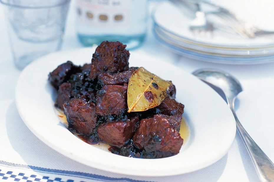 Sticky Beef with Greek Honey, Onions and Bay Leaves