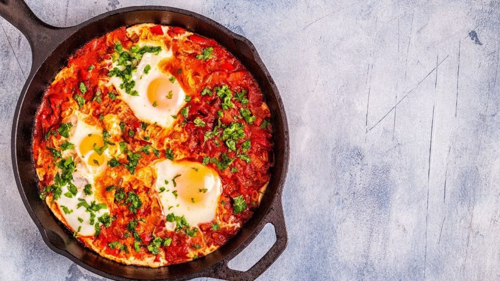 Eggs Baked in Spicy Tomato Sauce
