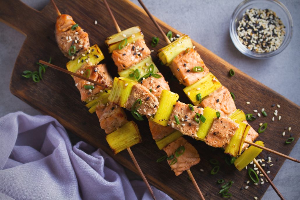 Salmon Leek Skewers With Sesame Seeds a recipe by Diane Kochilas
